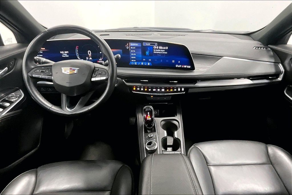 Used 2025 Cadillac XT4 Premium Luxury AWD/4WD image 15