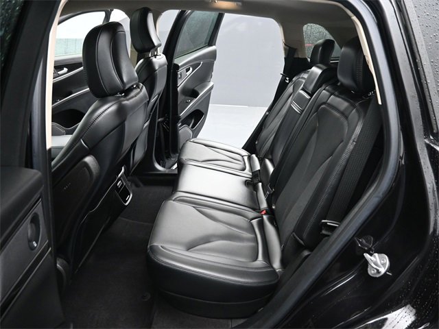 Used 2023 Lincoln Nautilus Reserve w/ Luxury Package image 14