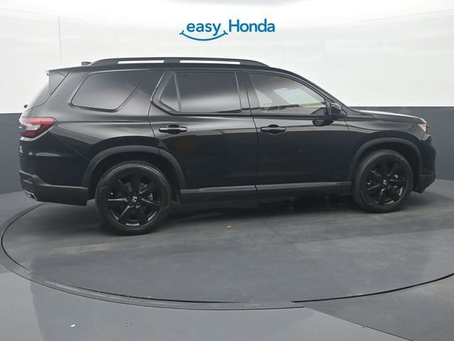 Used 2025 Honda Pilot Black Edition image 8