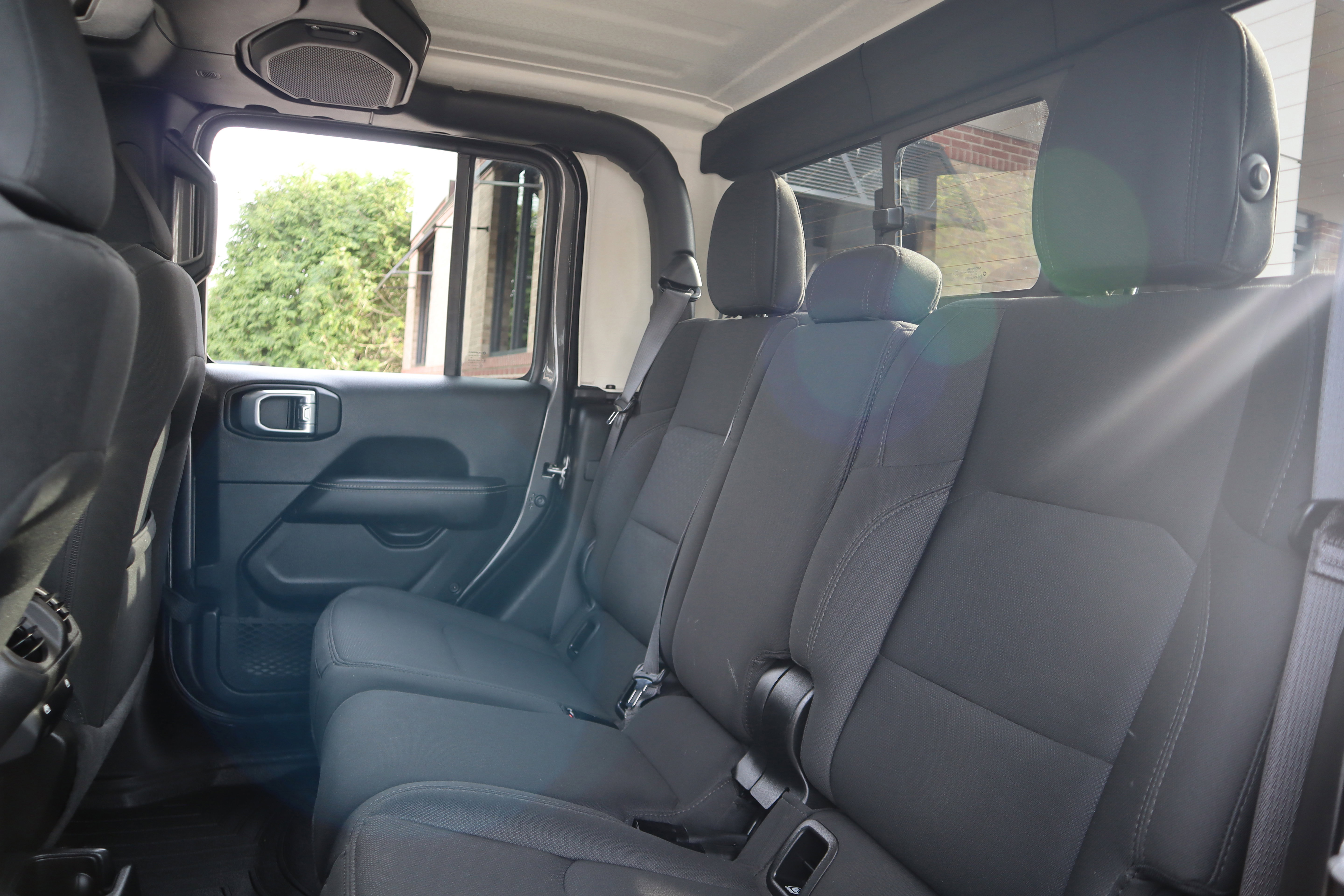 Used 2021 Jeep Gladiator Overland w/ Trailer Tow Package image 27