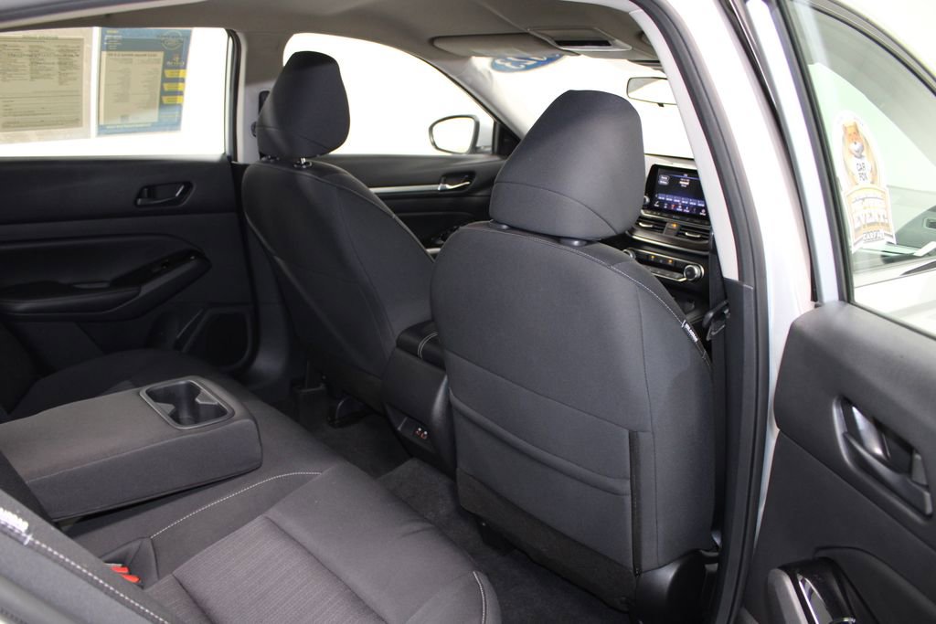 Used 2023 Nissan Altima 2.5 SV image 31