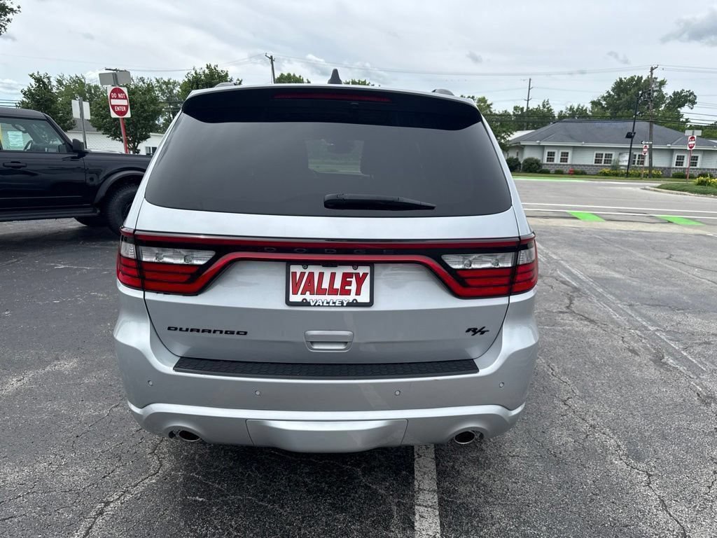 Used 2023 Dodge Durango R/T RWD image 12