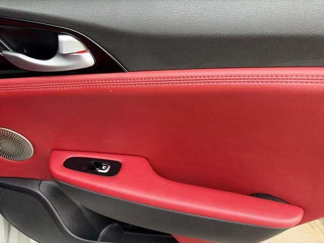 Used 2021 Kia Stinger GT-Line w/ Sun & Sound Package AWD/4WD image 39