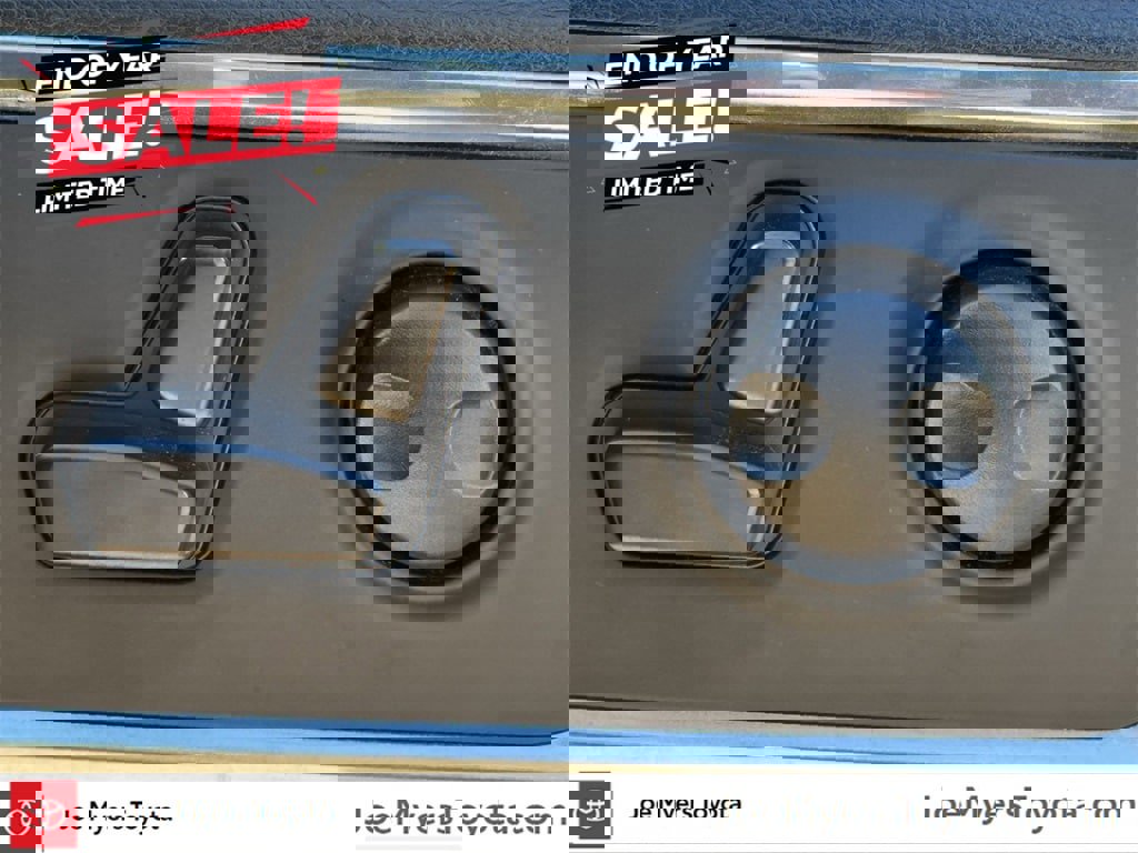 Used 2024 RAM 1500 Laramie image 25