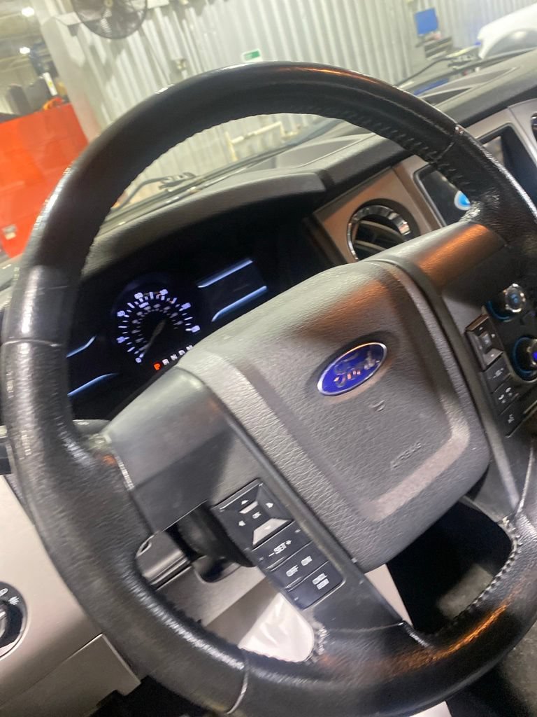 Certified 2017 Ford Expedition XLT w/ Equipment Group 202A AWD/4WD image 13
