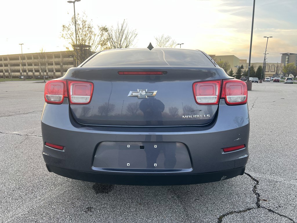 Used 2014 Chevrolet Malibu LS FWD image 4