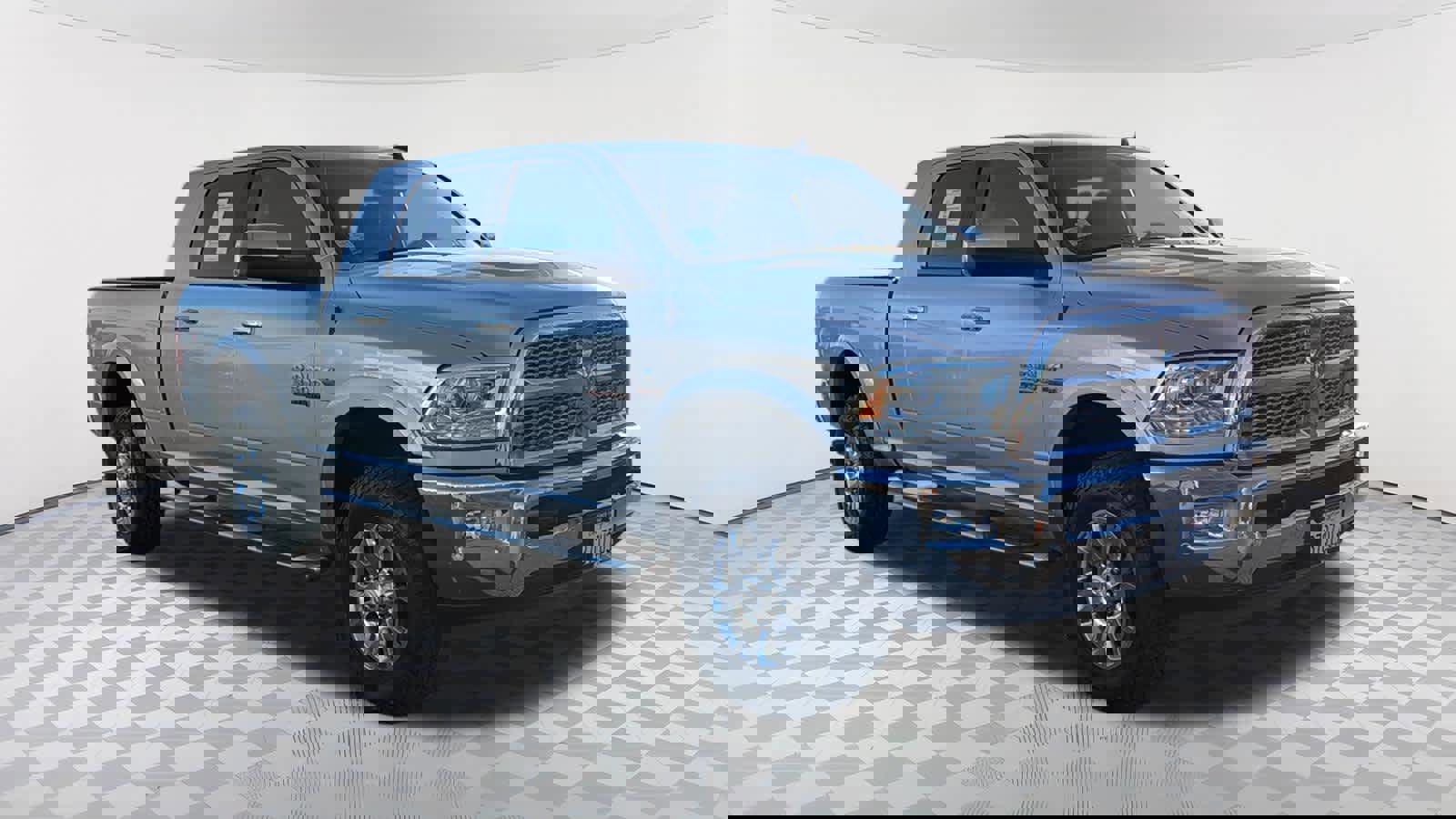 Used 2018 RAM 3500 Laramie w/ Convenience Group image 3