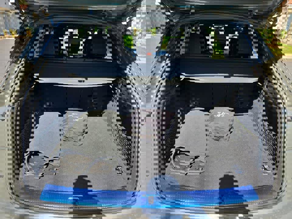 Used 2025 Audi Q5 e Premium Plus w/ Premium Plus Package image 9