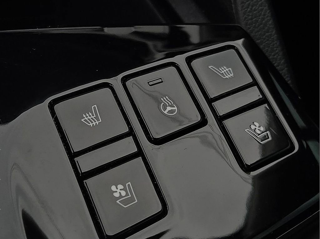 Used 2025 Kia Sportage SX Prestige image 15