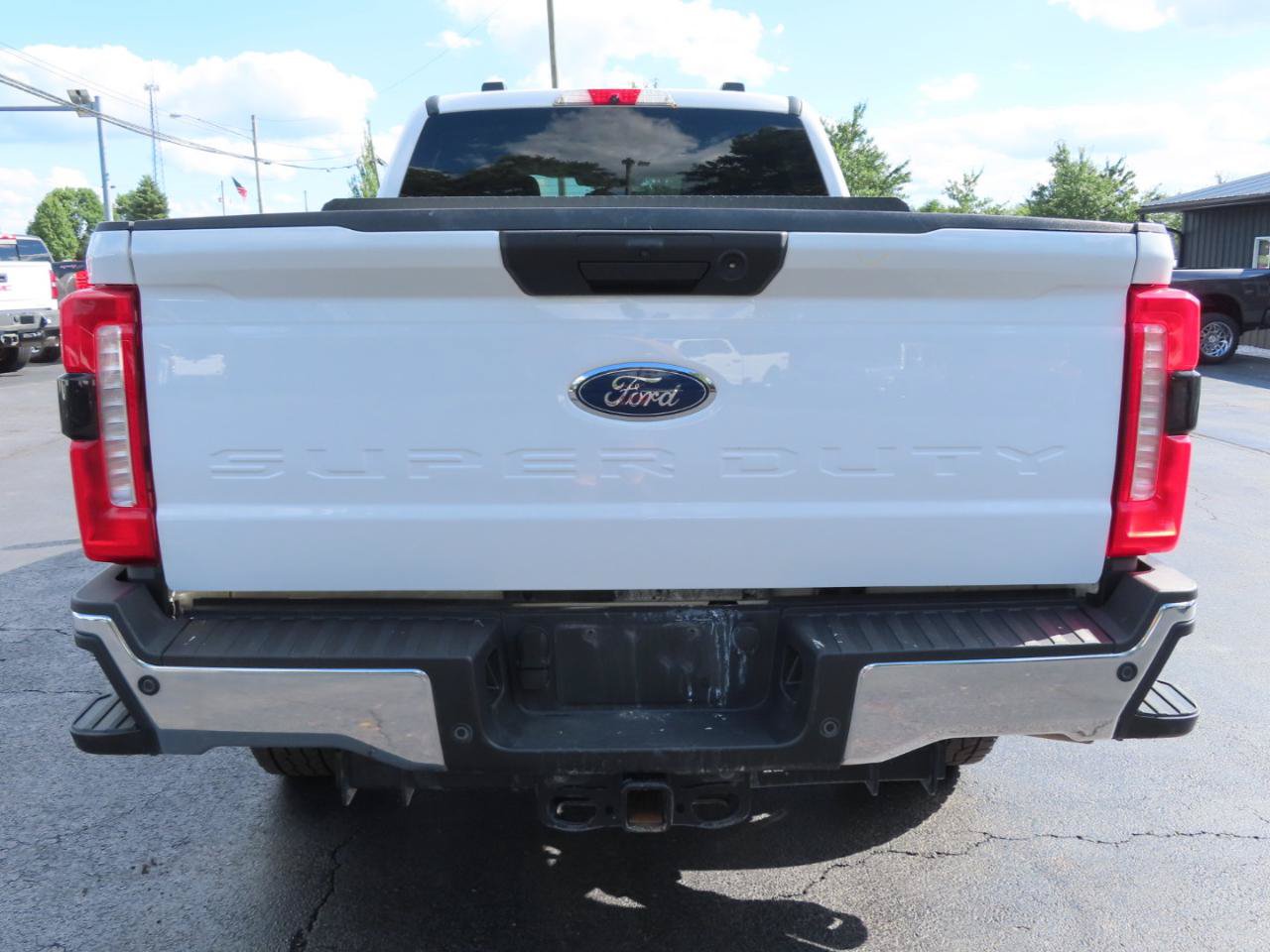 Used 2024 Ford F250 XL w/ STX Appearance Package AWD/4WD image 5