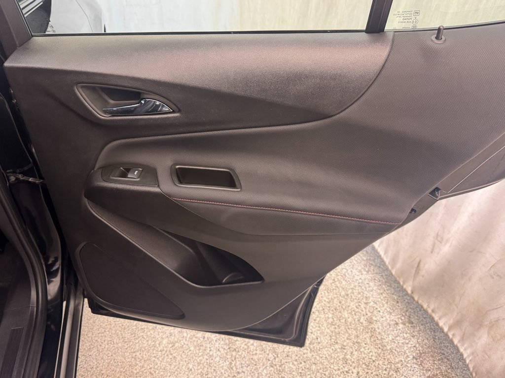 Certified 2024 Chevrolet Equinox RS FWD image 25