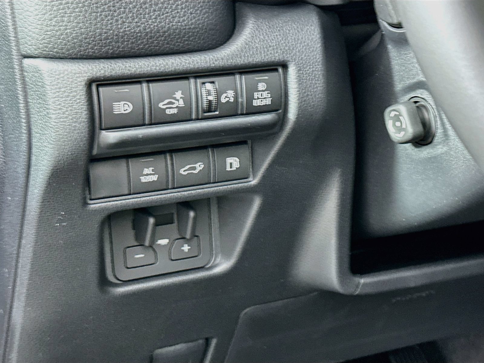 New 2027 Toyota Land Cruiser AWD/4WD image 10