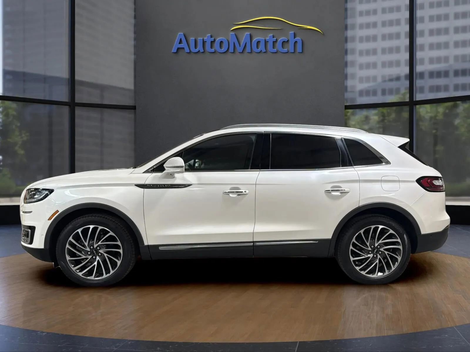 Used 2019 Lincoln Nautilus Reserve image 6