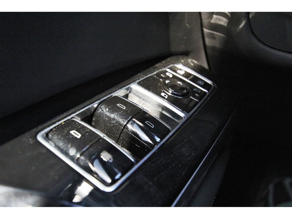 New 2026 Cadillac Escalade ESV Platinum Sport w/ LPO, ONYX Package image 16