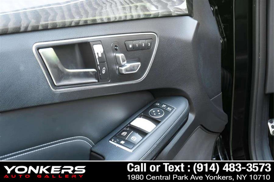 Used 2016 Mercedes-Benz E 350 4MATIC Wagon image 32