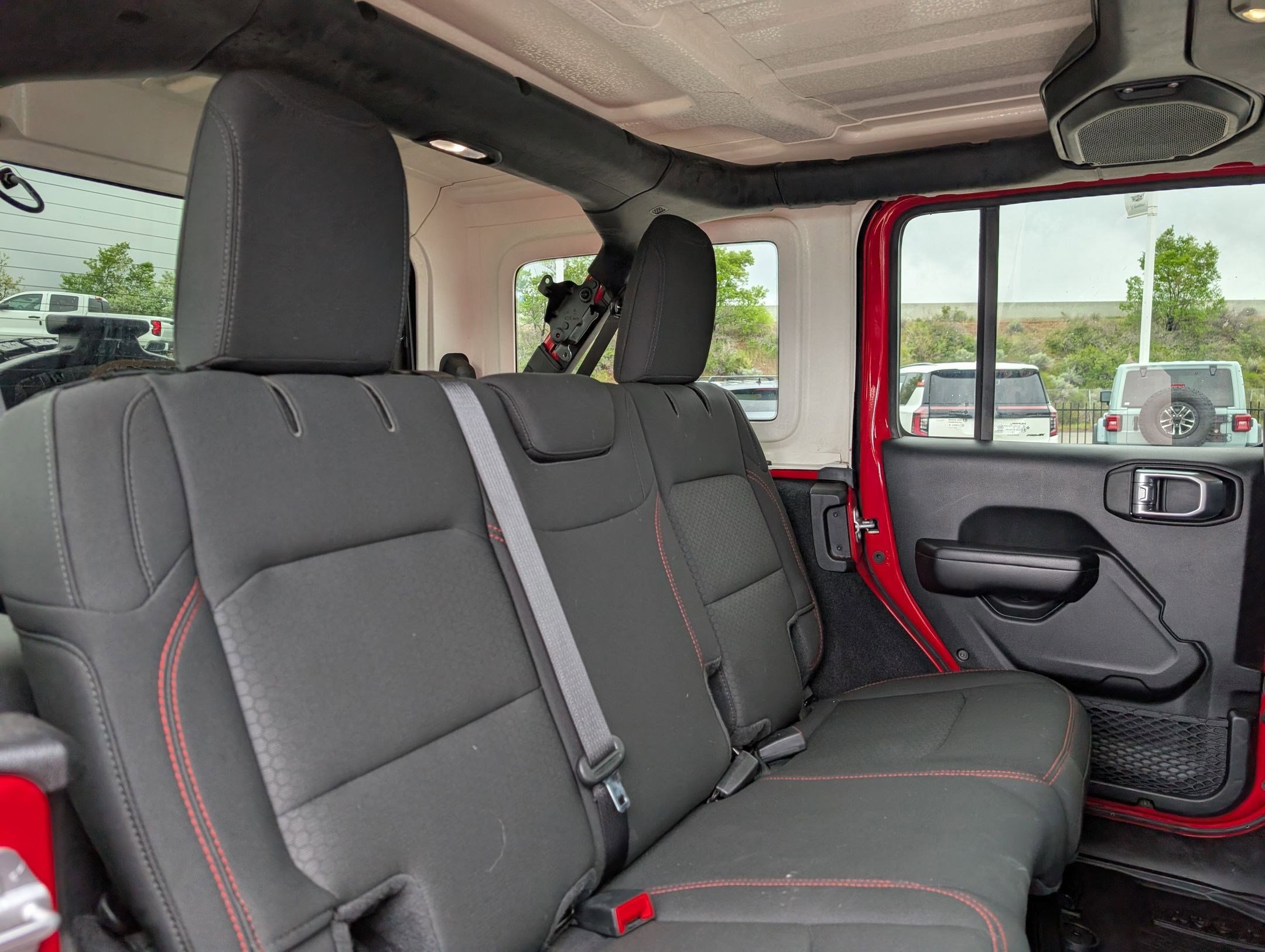 Used 2020 Jeep Wrangler Unlimited Rubicon AWD/4WD image 28