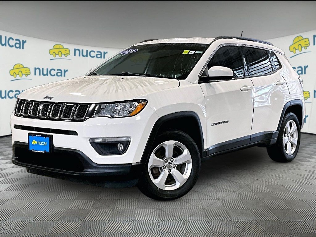 Used 2018 Jeep Compass Latitude w/ Popular Equipment Group AWD/4WD image 3