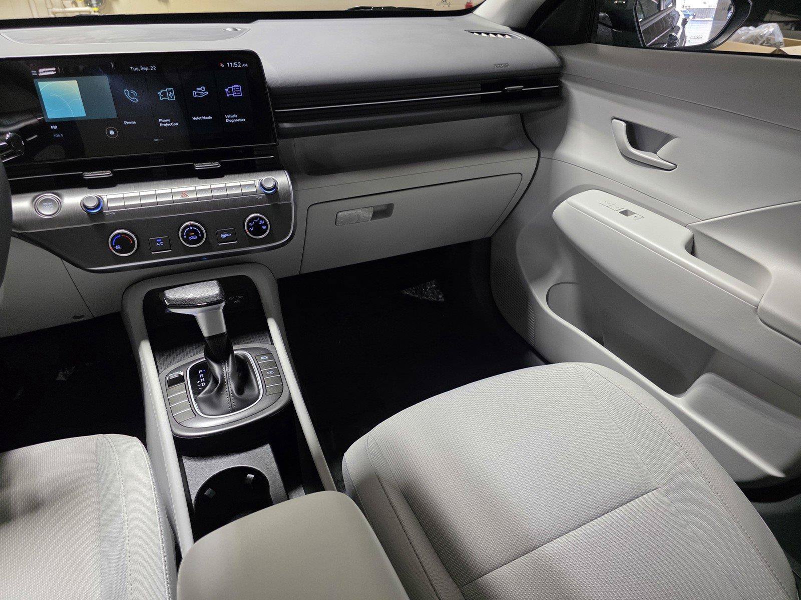 Used 2026 Hyundai Kona SE FWD image 17
