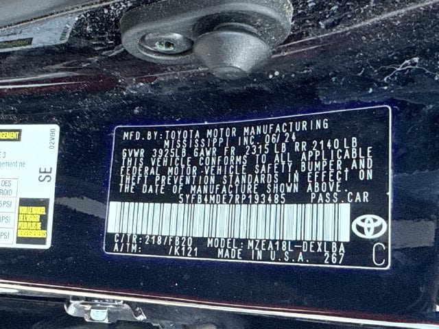 Used 2024 Toyota Corolla LE FWD image 33