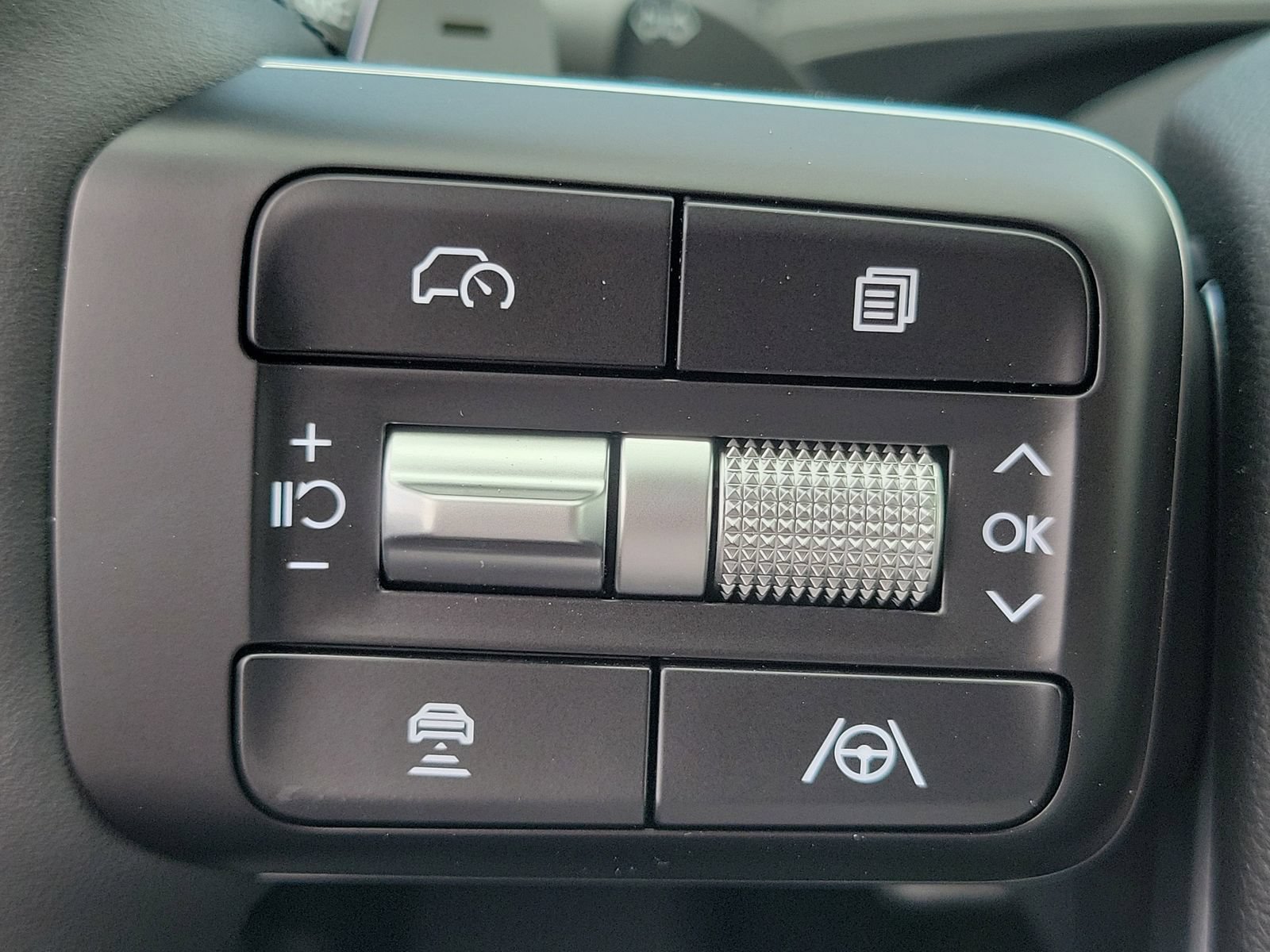 New 2026 Hyundai Santa Fe Limited AWD/4WD image 8