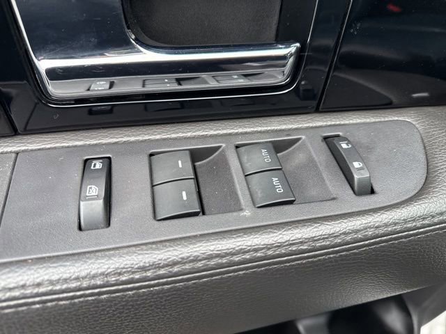 Used 2014 Ford F150 Limited image 18