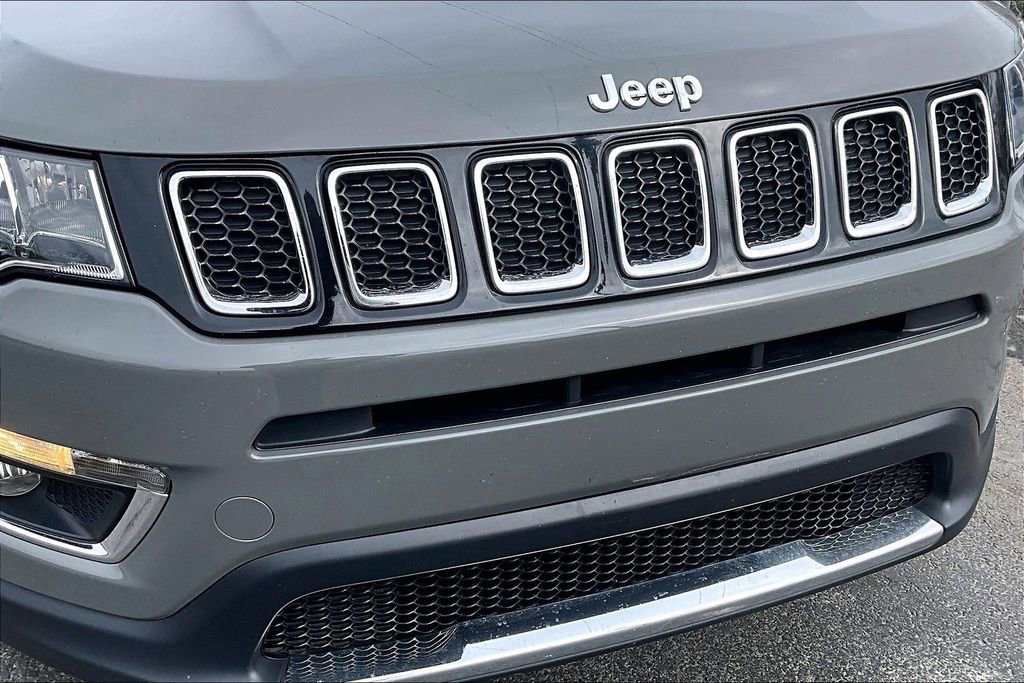 Used 2020 Jeep Compass Limited image 27