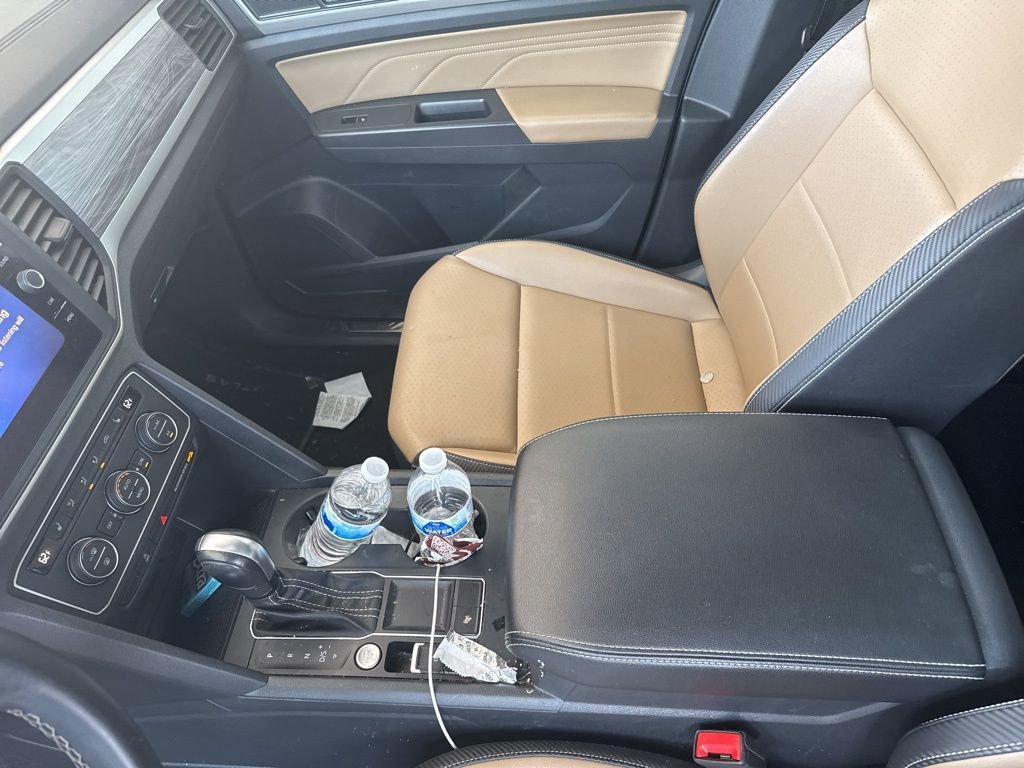 Used 2021 Volkswagen Atlas Cross Sport SE FWD image 5