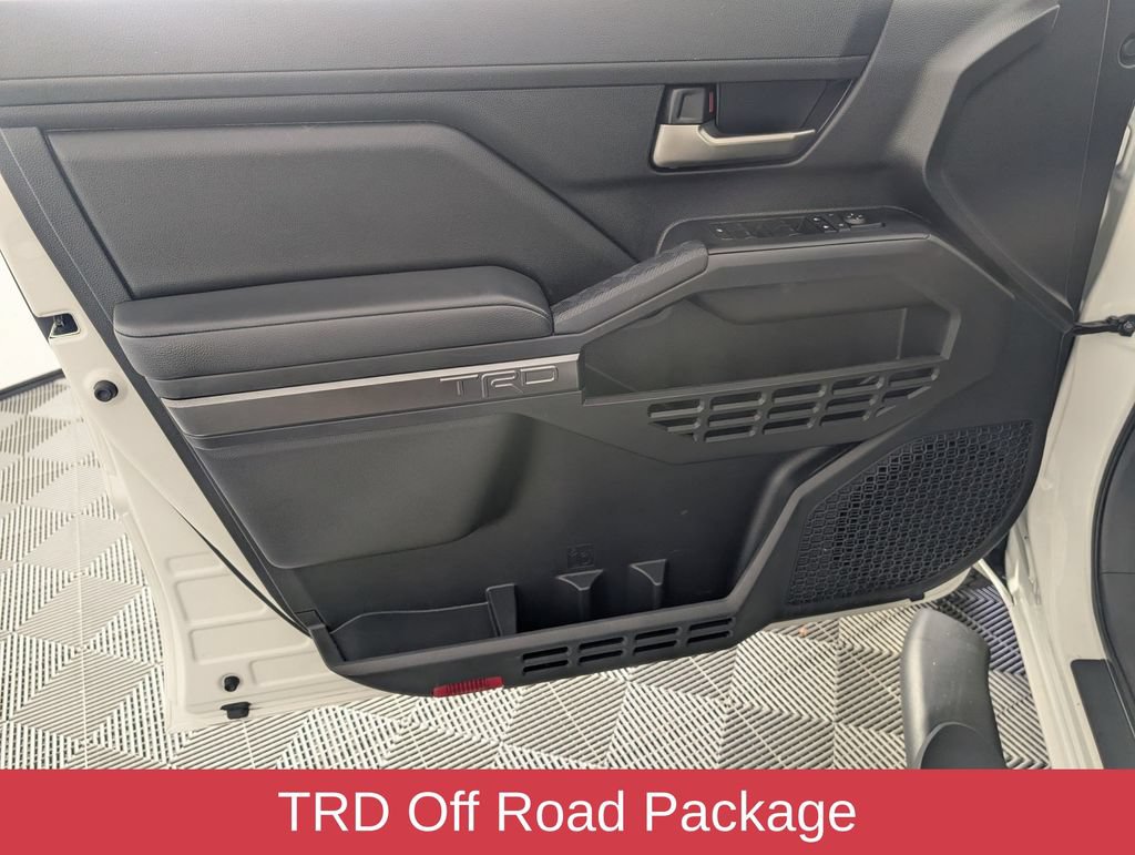 Used 2024 Toyota Tacoma TRD Off-Road AWD/4WD image 11