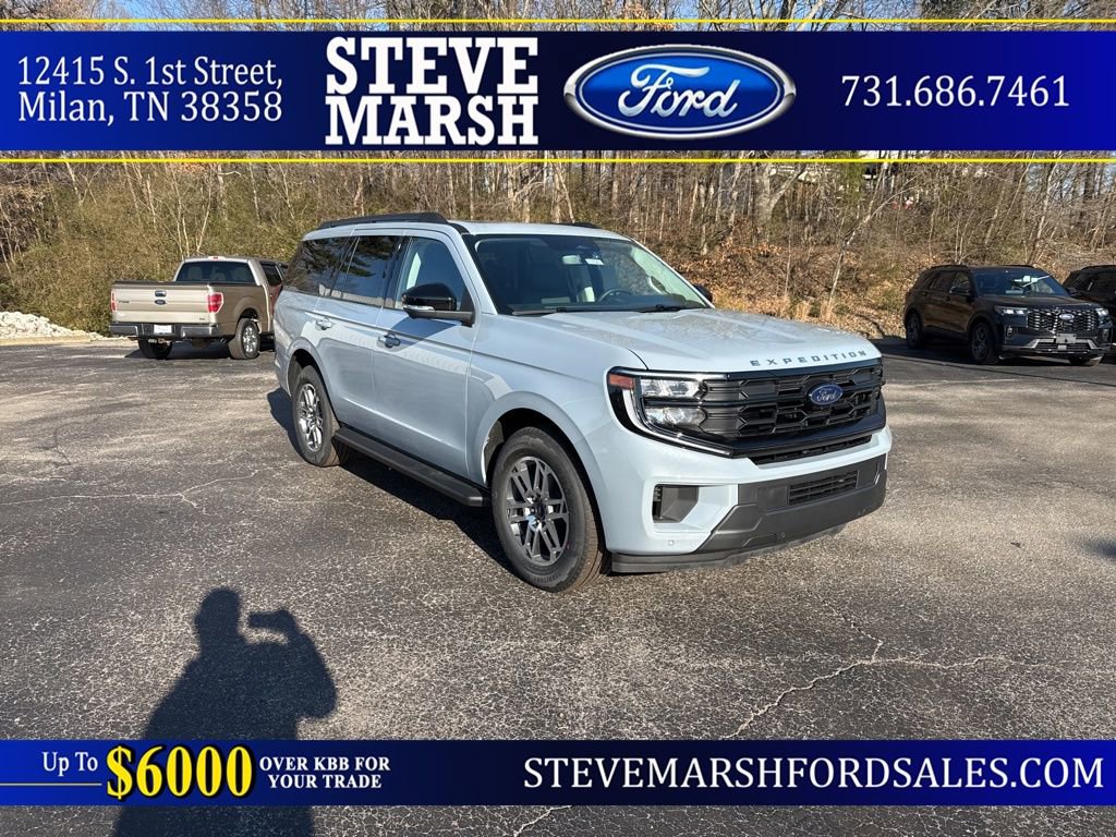 New 2025 Ford Expedition Active image 8