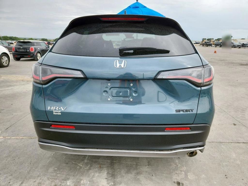 Used 2025 Honda HR-V Sport image 5