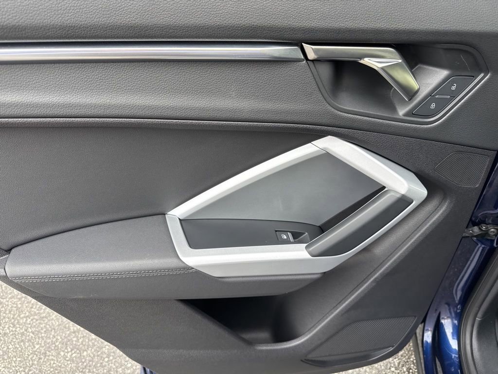 Used 2023 Audi Q3 2.0T Premium Plus image 13