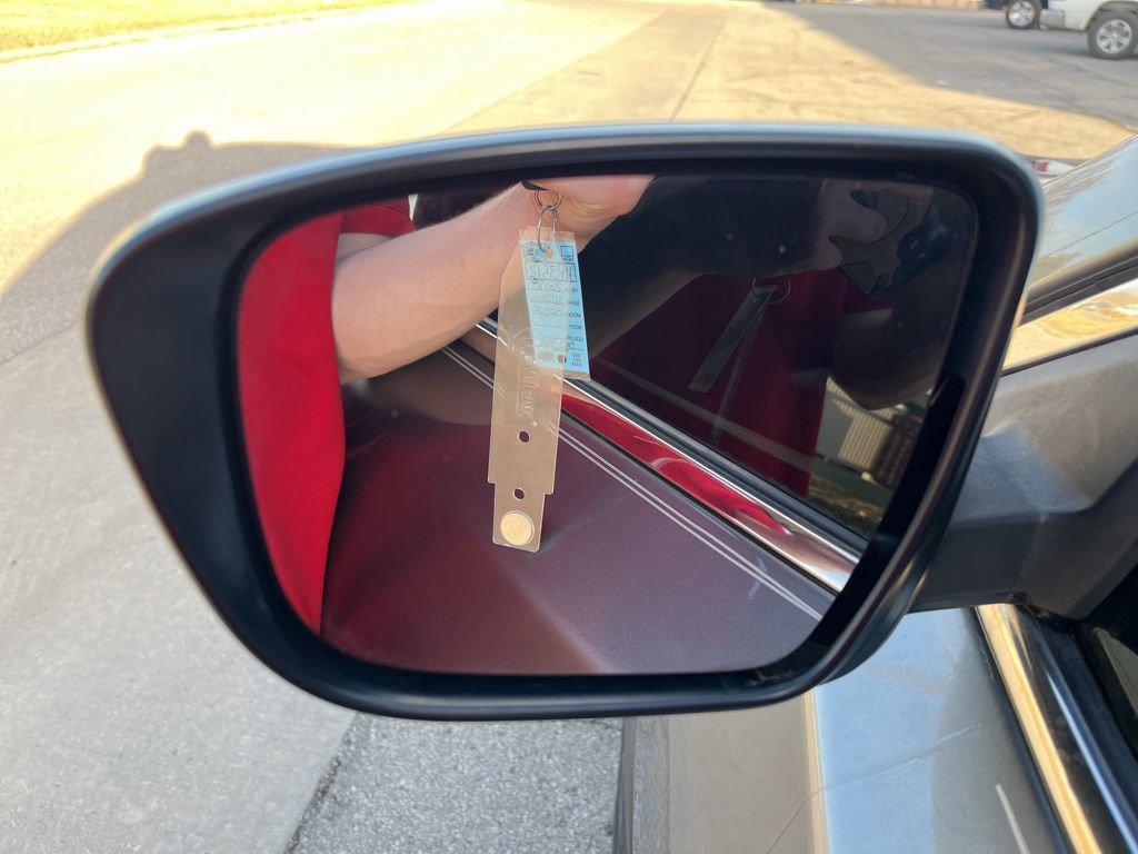 Used 2018 Nissan Rogue S image 39