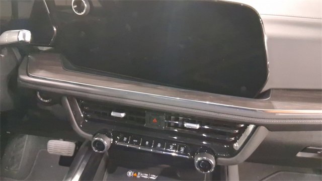 Used 2025 Chevrolet Tahoe LT image 11