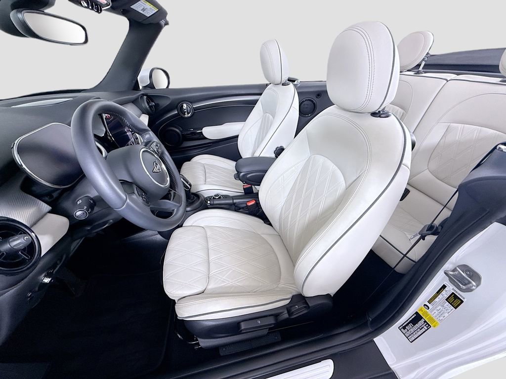 Used 2023 MINI Cooper S w/ Signature Upholstery Package FWD image 27