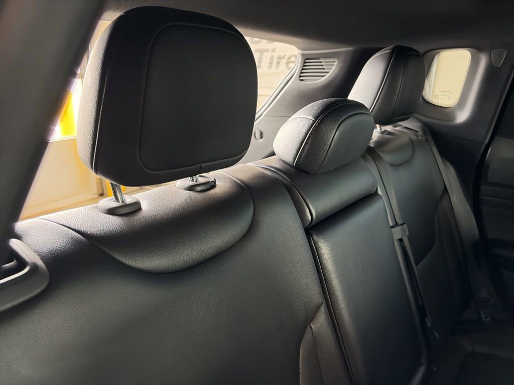 Used 2022 Jeep Compass Limited image 21