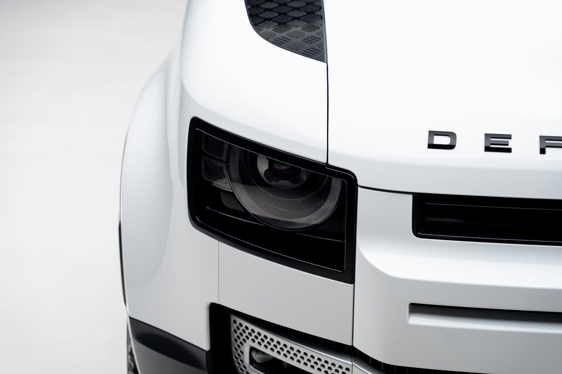 Used 2021 Land Rover Defender 110 S image 11