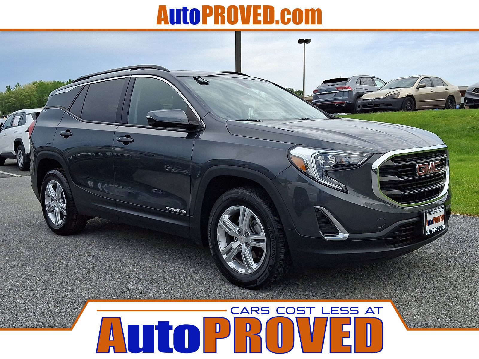Used 2019 GMC Terrain SLE w/ Driver Convenience Package AWD/4WD image 1