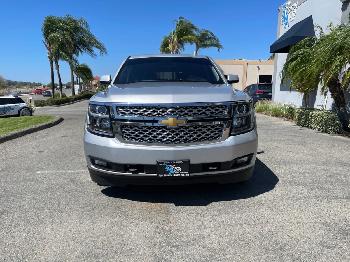 Used 2017 Chevrolet Tahoe LT w/ LT Signature Package RWD image 2