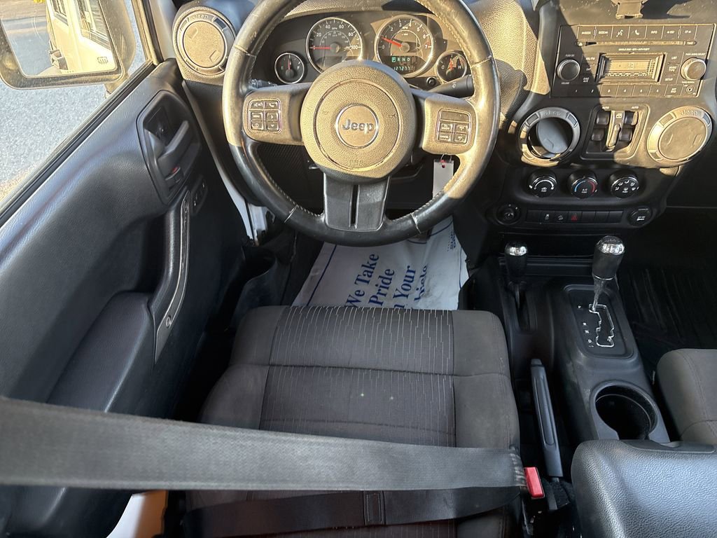 Used 2012 Jeep Wrangler Unlimited Sport image 17
