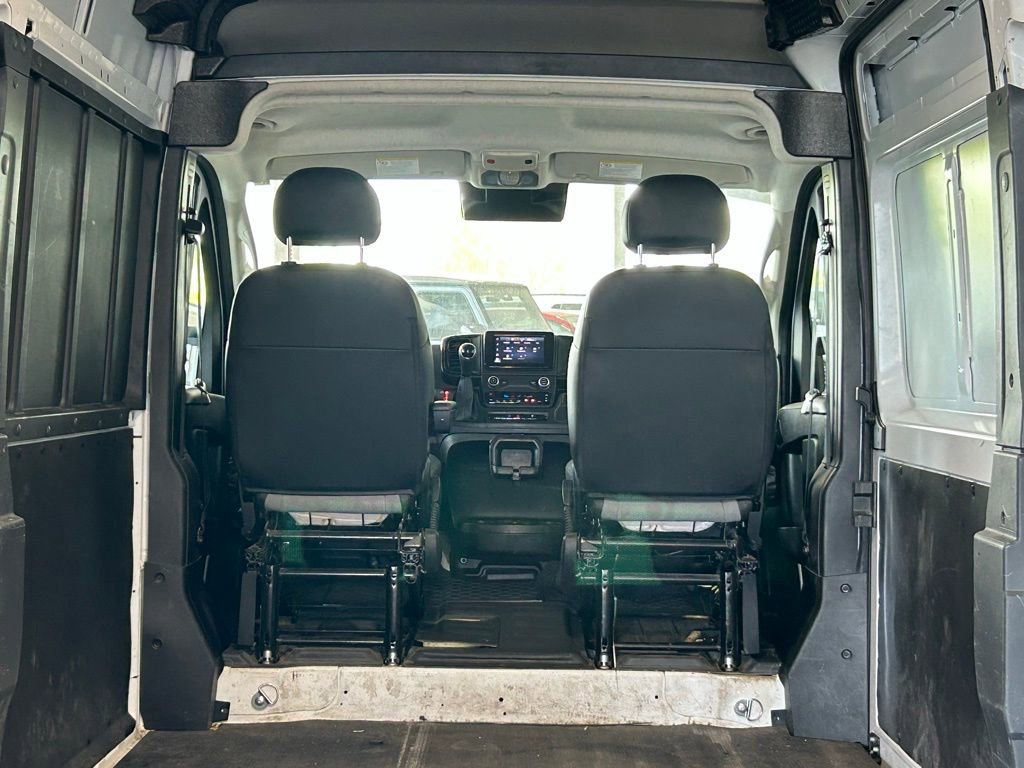 Used 2025 RAM ProMaster 2500 w/ Convenience Group image 40