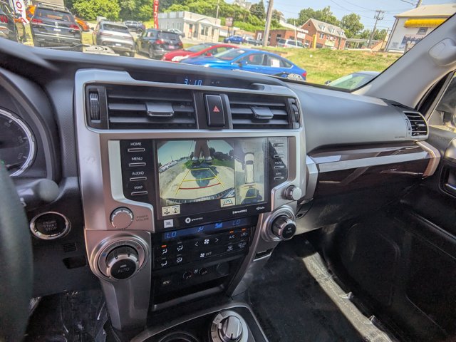 Used 2022 Toyota 4Runner Limited AWD/4WD image 14