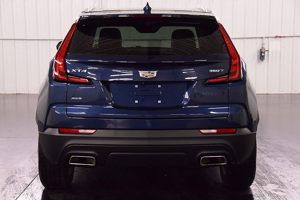 Used 2021 Cadillac XT4 Luxury w/ Cold Weather Package AWD/4WD image 7