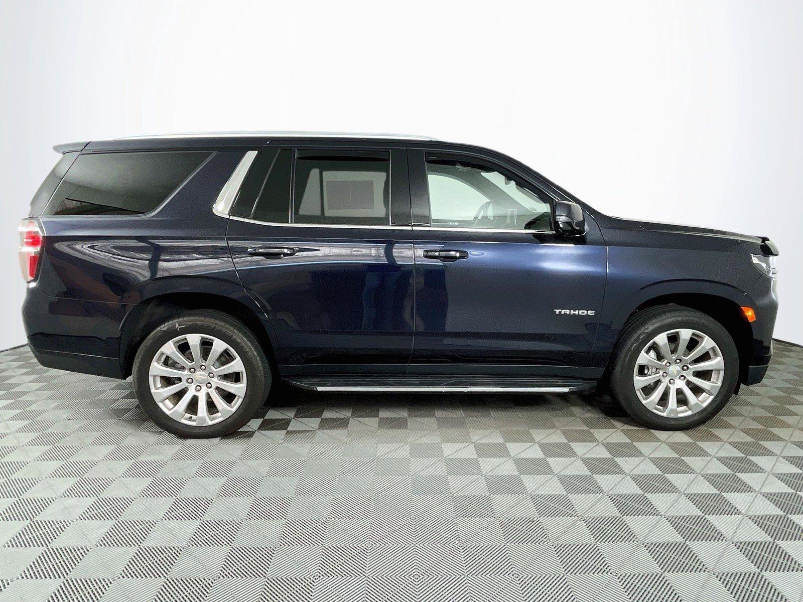 Used 2022 Chevrolet Tahoe LT w/ LT Signature Plus Package AWD/4WD image 11