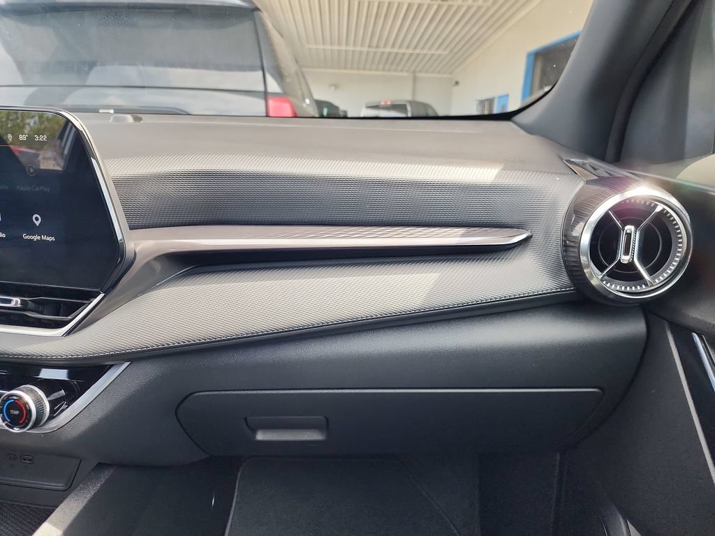 Certified 2026 Chevrolet Equinox LT FWD image 35