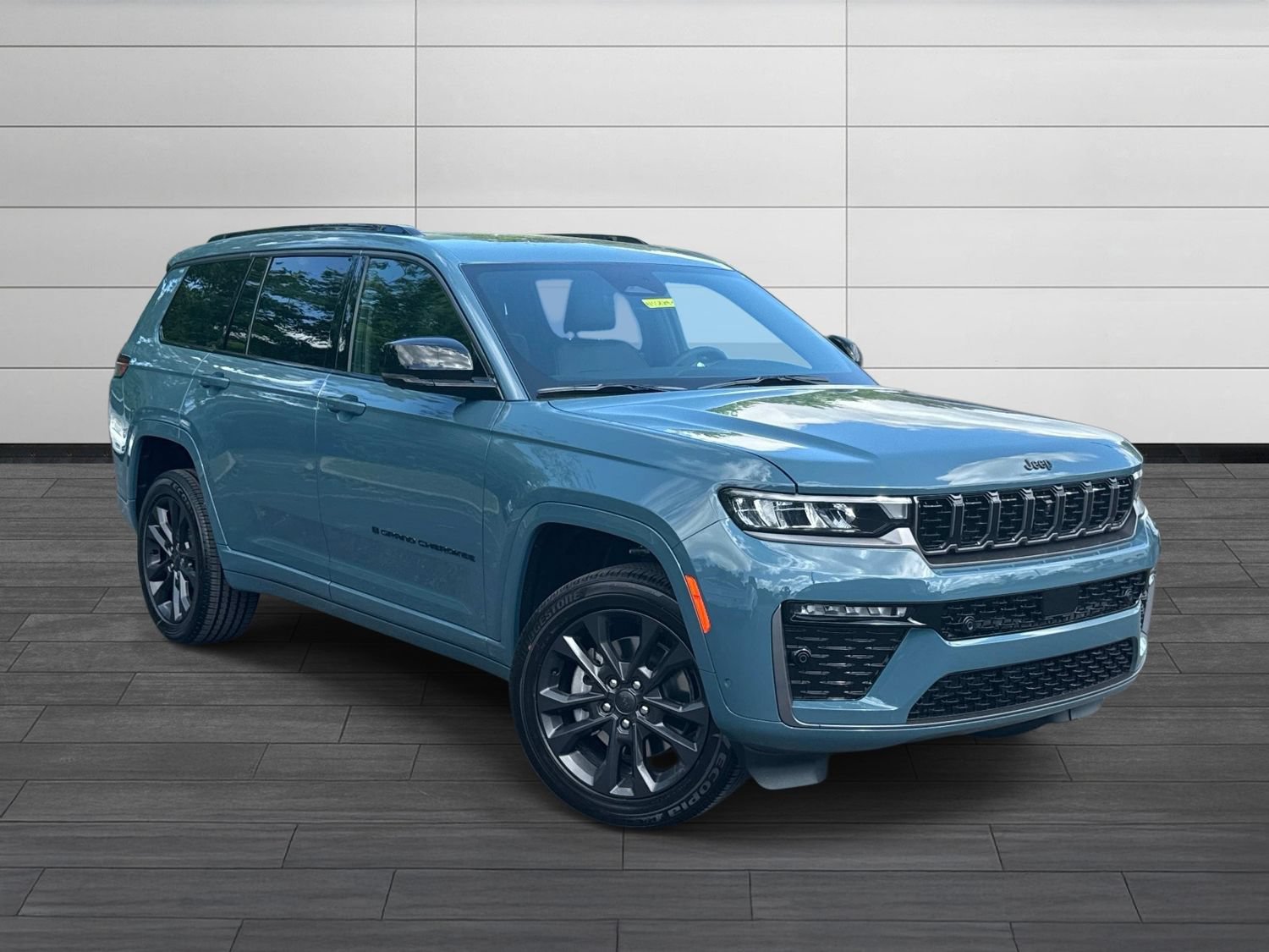 New 2026 Jeep Grand Cherokee L Limited AWD/4WD image 2