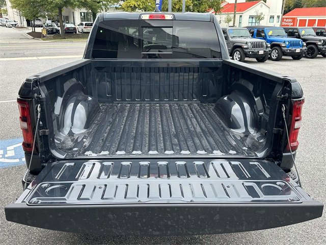 New 2026 RAM 1500 4x4 Crew Cab image 19