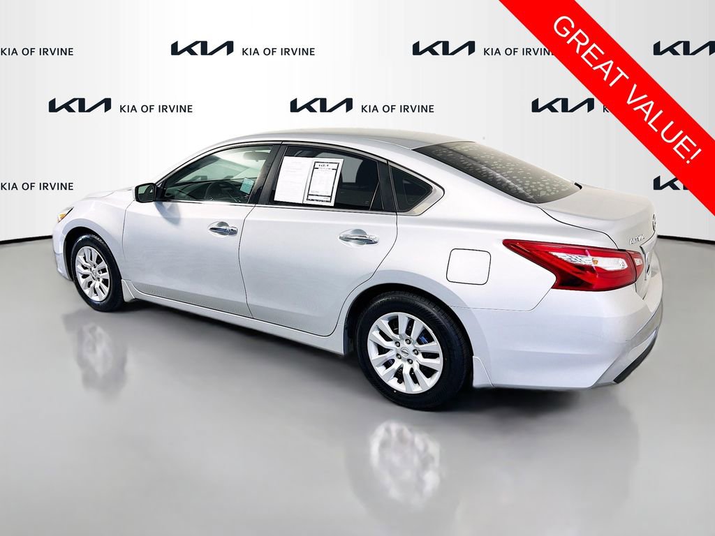 Used 2017 Nissan Altima 2.5 S w/ Power Driver Seat Package FWD image 5