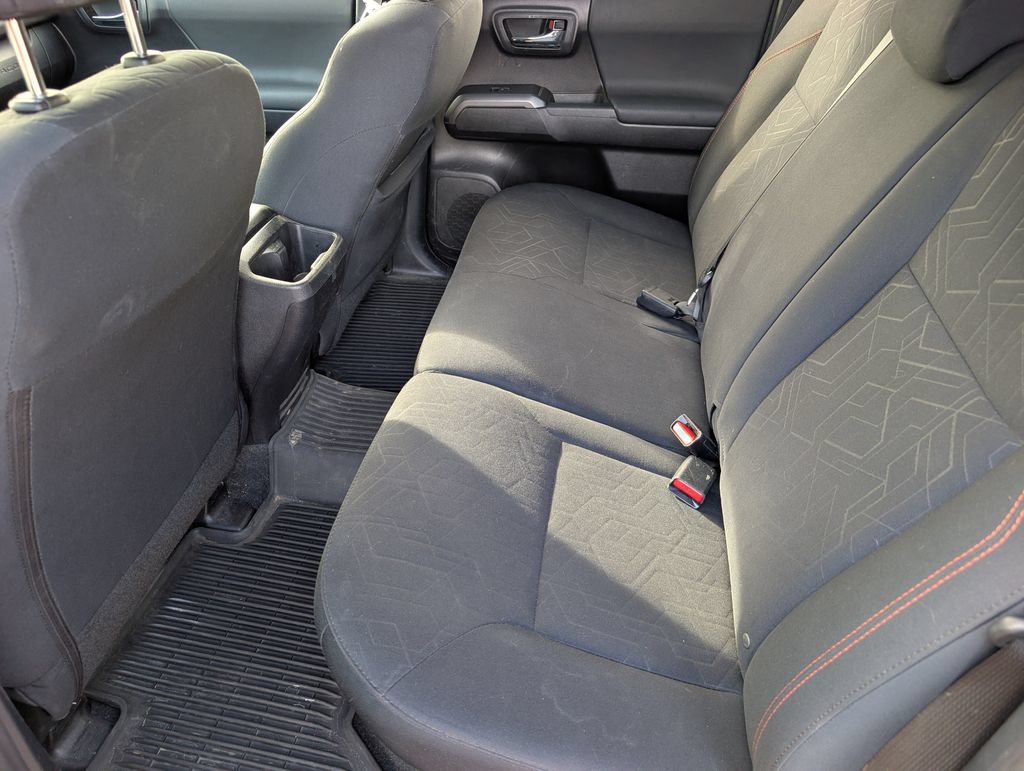 Used 2020 Toyota Tacoma TRD Off-Road AWD/4WD image 21