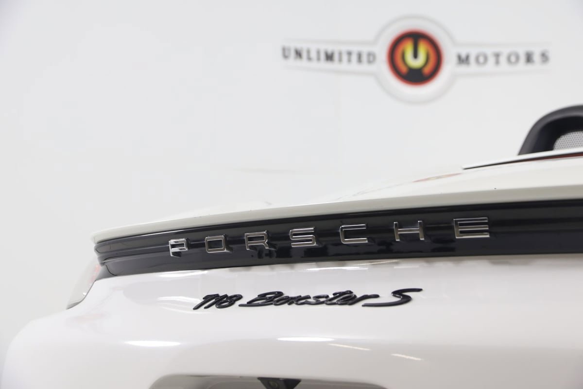 Used 2017 Porsche 718 Boxster S RWD image 59