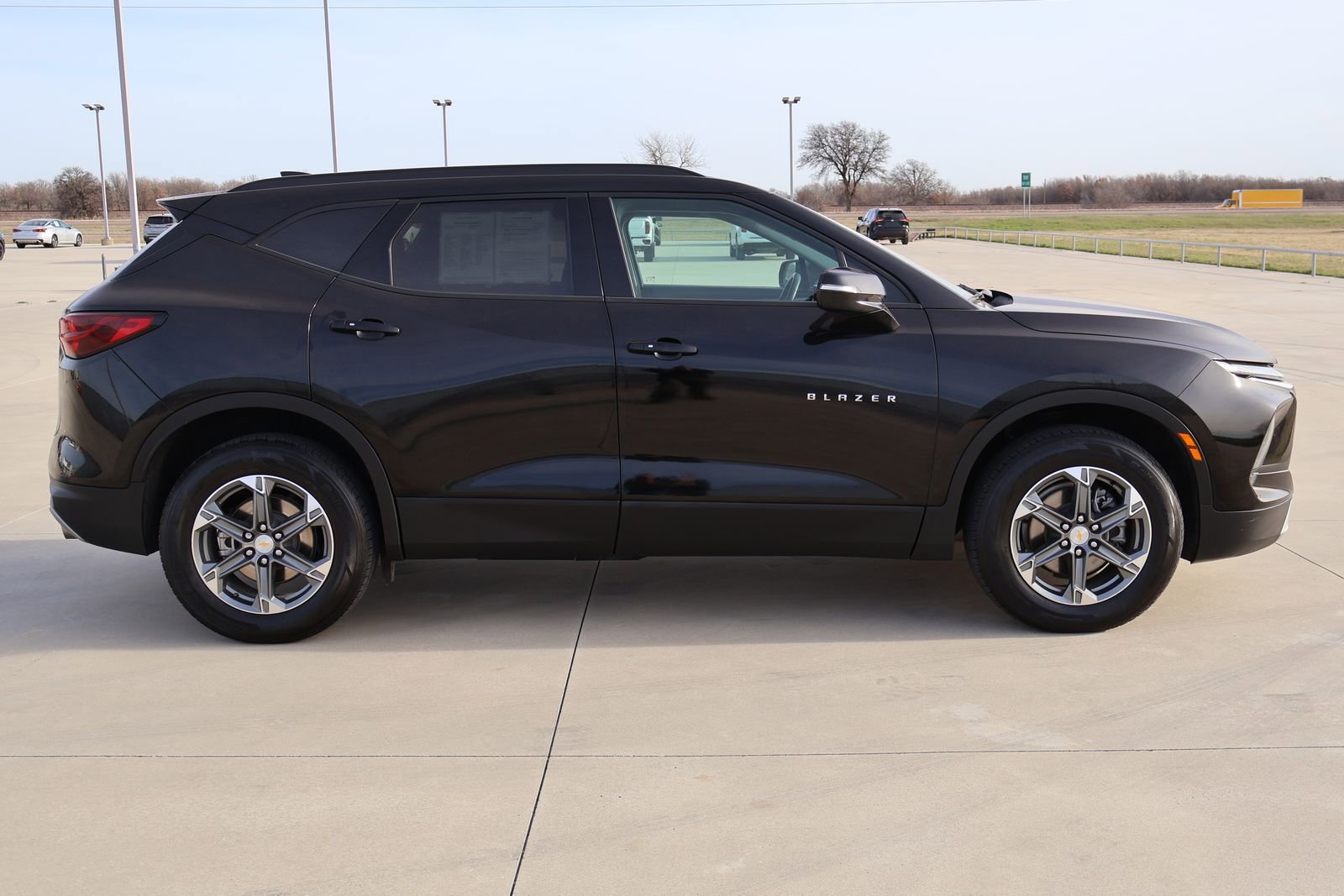 Used 2024 Chevrolet Blazer LT AWD/4WD image 5